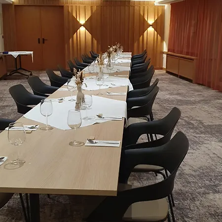 酒店 Paulsen 策芬